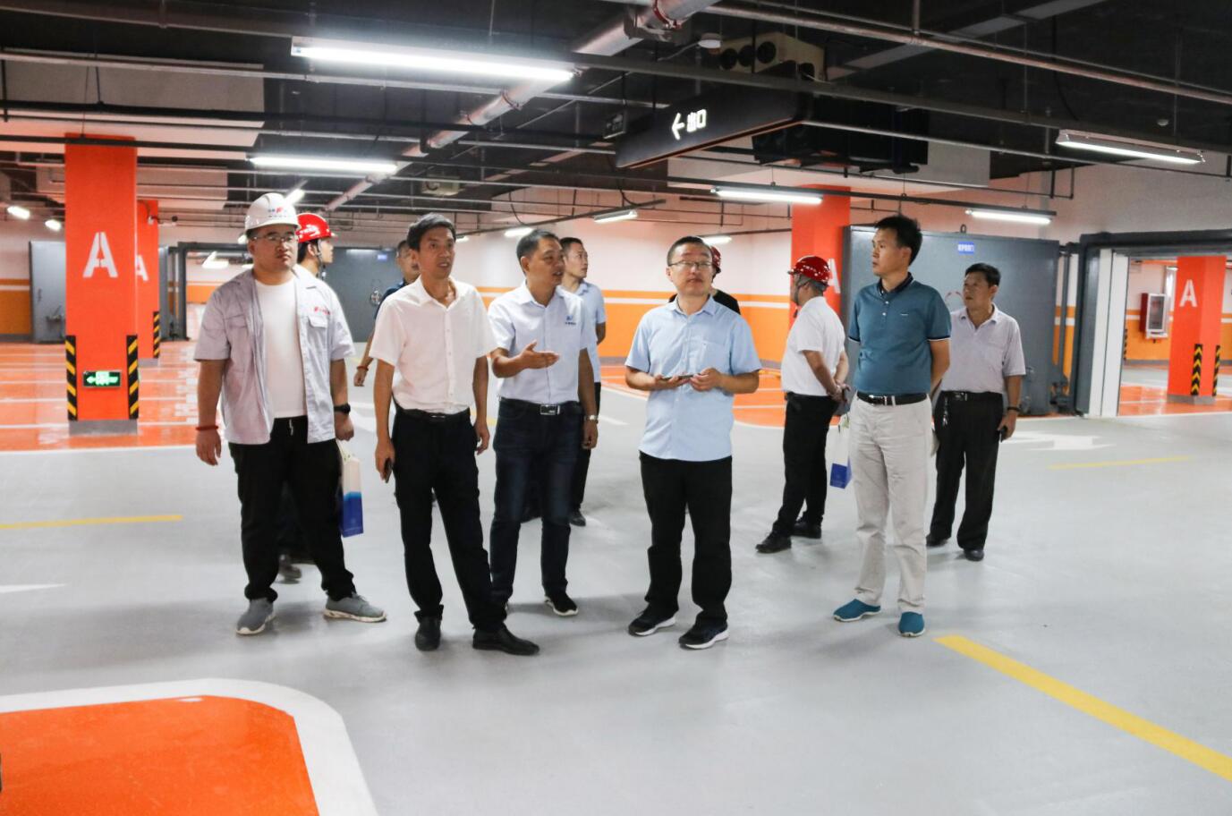 中建聯(lián)合|住宅工程竣前質(zhì)量觀摩會暨“兩大行動”推進會在海爾珺璽項目順利舉行(圖3)